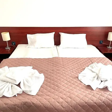 Family Yalta влас Sveti Vlas