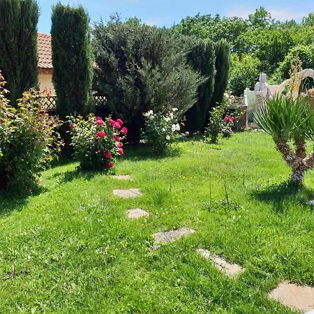 Complex Family Yalta влас