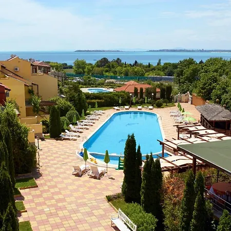 Family Yalta влас