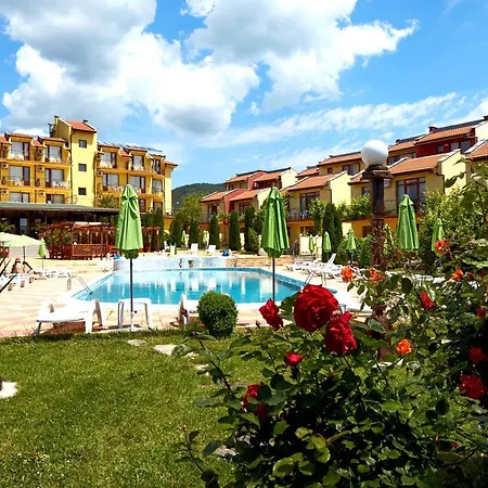 Complex Family Yalta влас Sveti Vlas