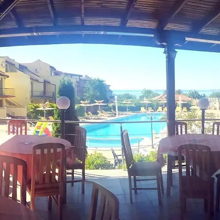 Complex Family Yalta влас Sveti Vlas