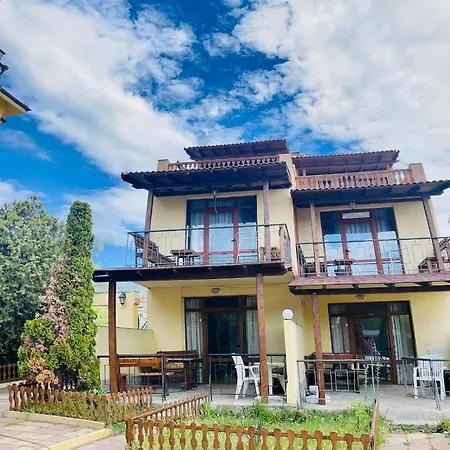 Family Yalta влас Complex Sveti Vlas