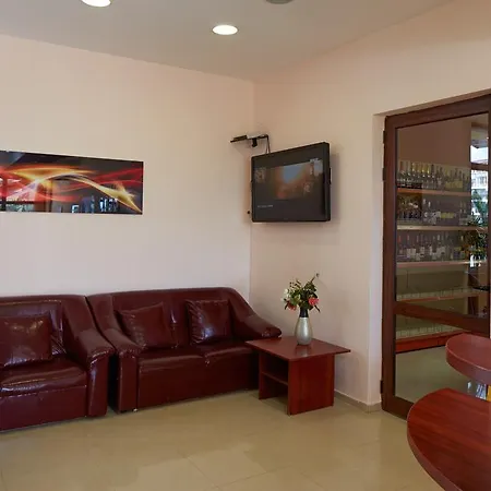 Otel Family Yalta влас 3*