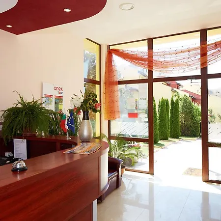 Family Yalta влас