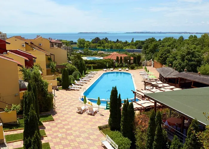 Family Yalta влас