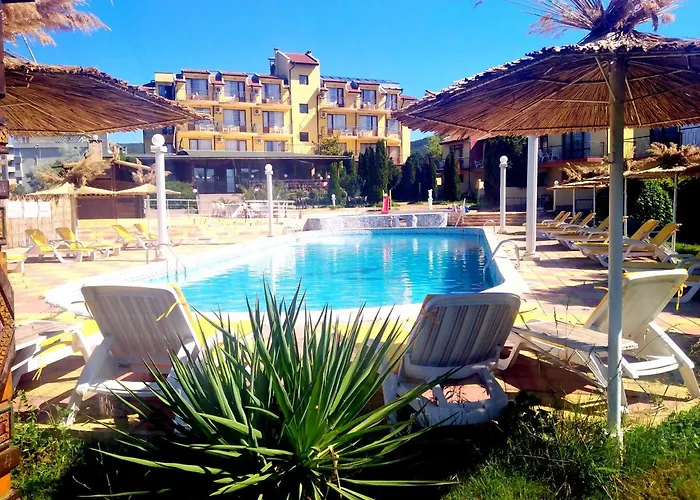 Family Yalta влас Resort